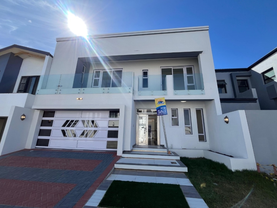 4 Bedroom Property for Sale in Sandown Western Cape